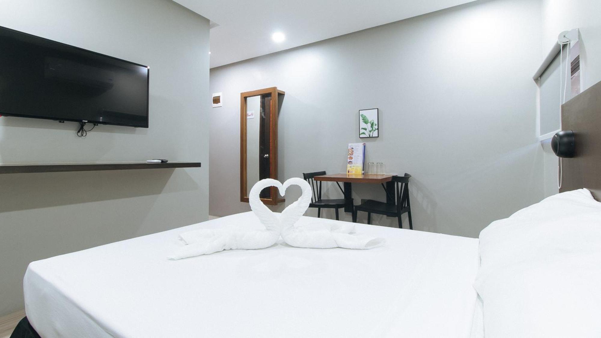 Sunny Day Residences Antipolo Ngoại thất bức ảnh